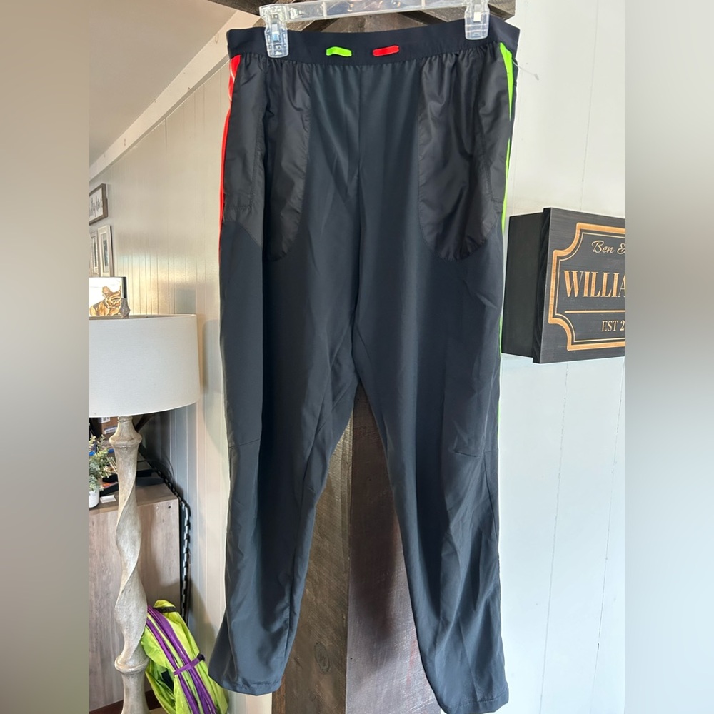 Nike Men's Phenom Wild Run Running Black Neon Pants CJ0741-010 NWT SIZE XL